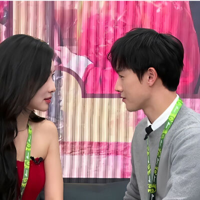 dt只翔见你一面
李昀锐孟子义情头
禁二改二传
拿图吱声