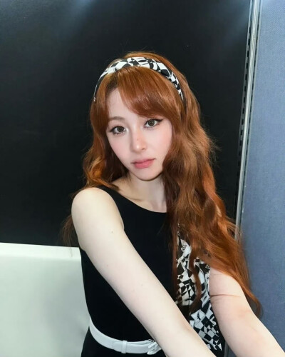 BY爱喝可乐的古娜小姐 韩国 许允真