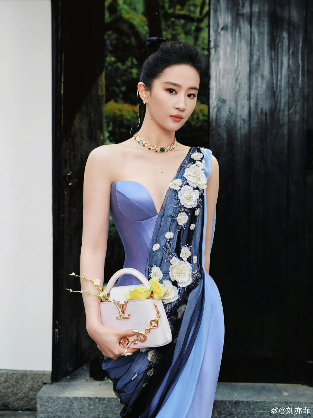 刘亦菲