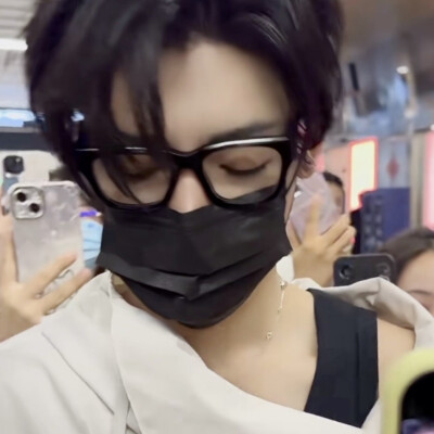 都是月亮惹的祸