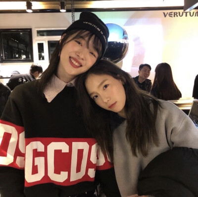 崔雪莉