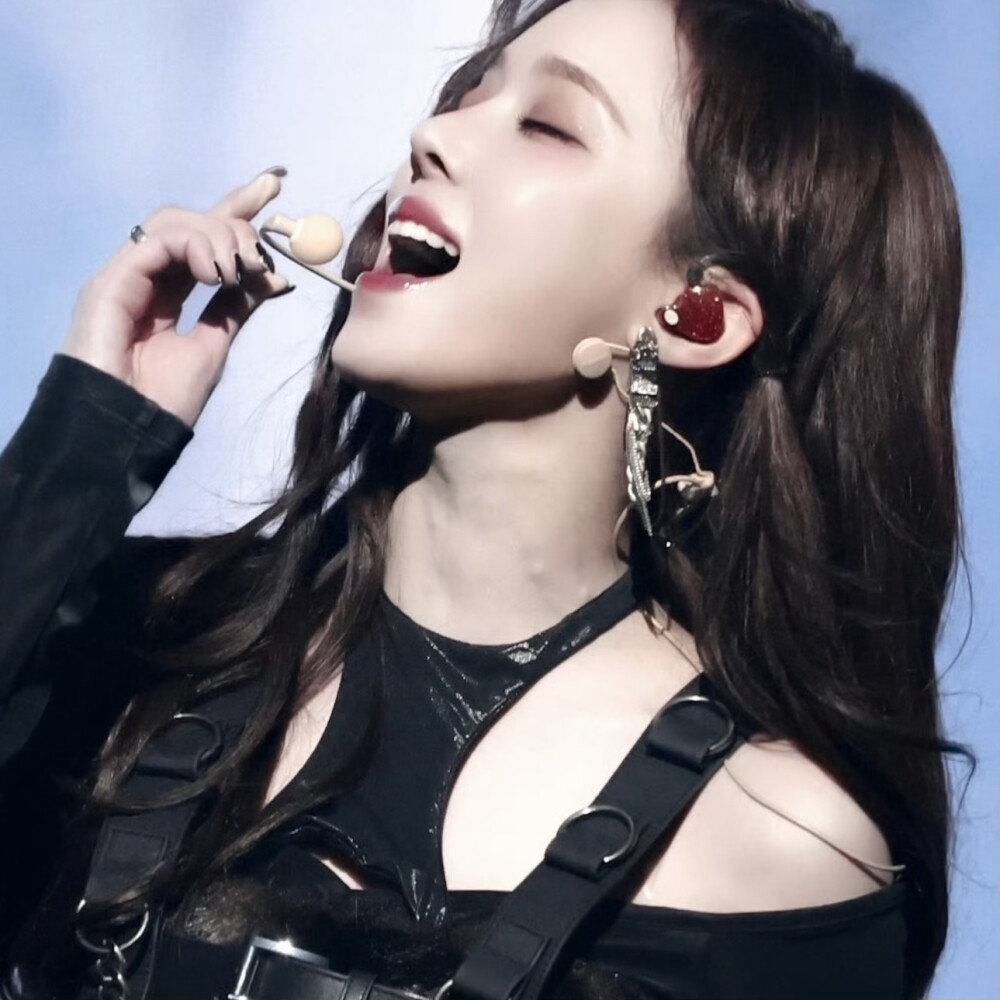 金玟庭站图可二改
Khione_0101
