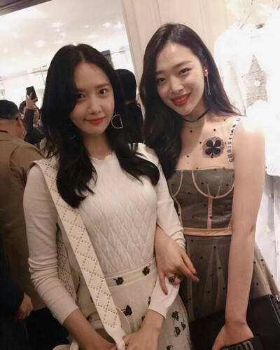 崔雪莉