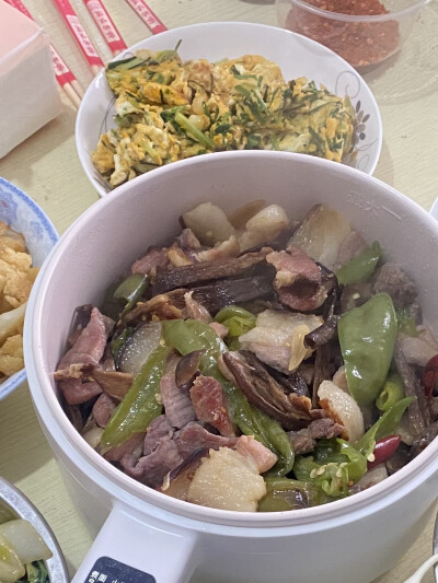 22:21
各位真是拼尽全力，这个优太难熬了。