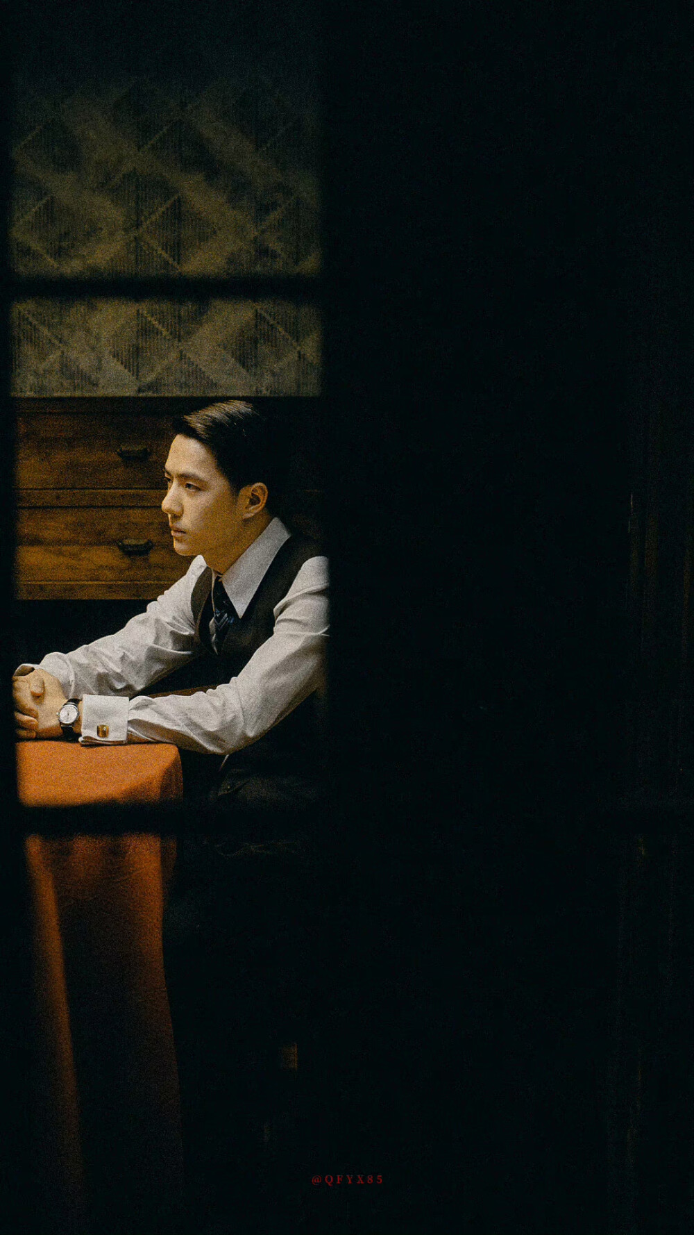 王一博电影《无名》叶先生