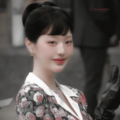 郁金香来迟的午后 留下红茶和咖啡的丽莉夫人