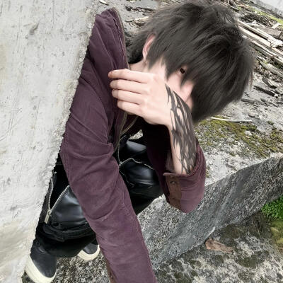 ✞