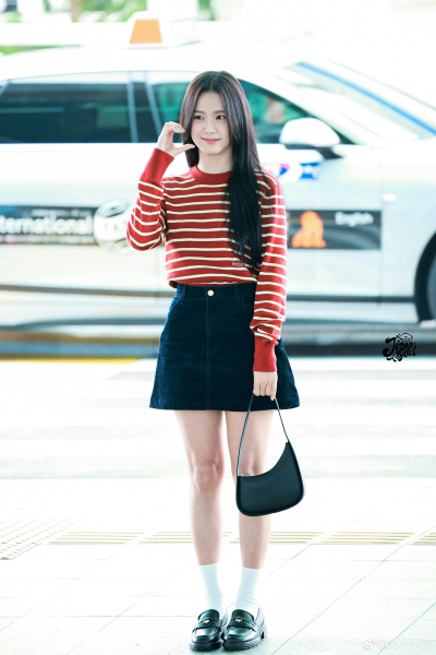 BY爱喝可乐的古娜小姐 韩国 金智秀