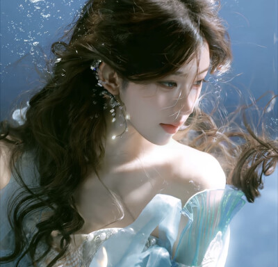 美神降临