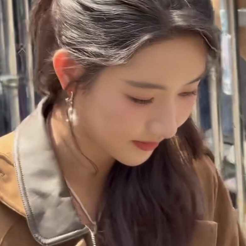 大家都去看我们值得爱好不好呀