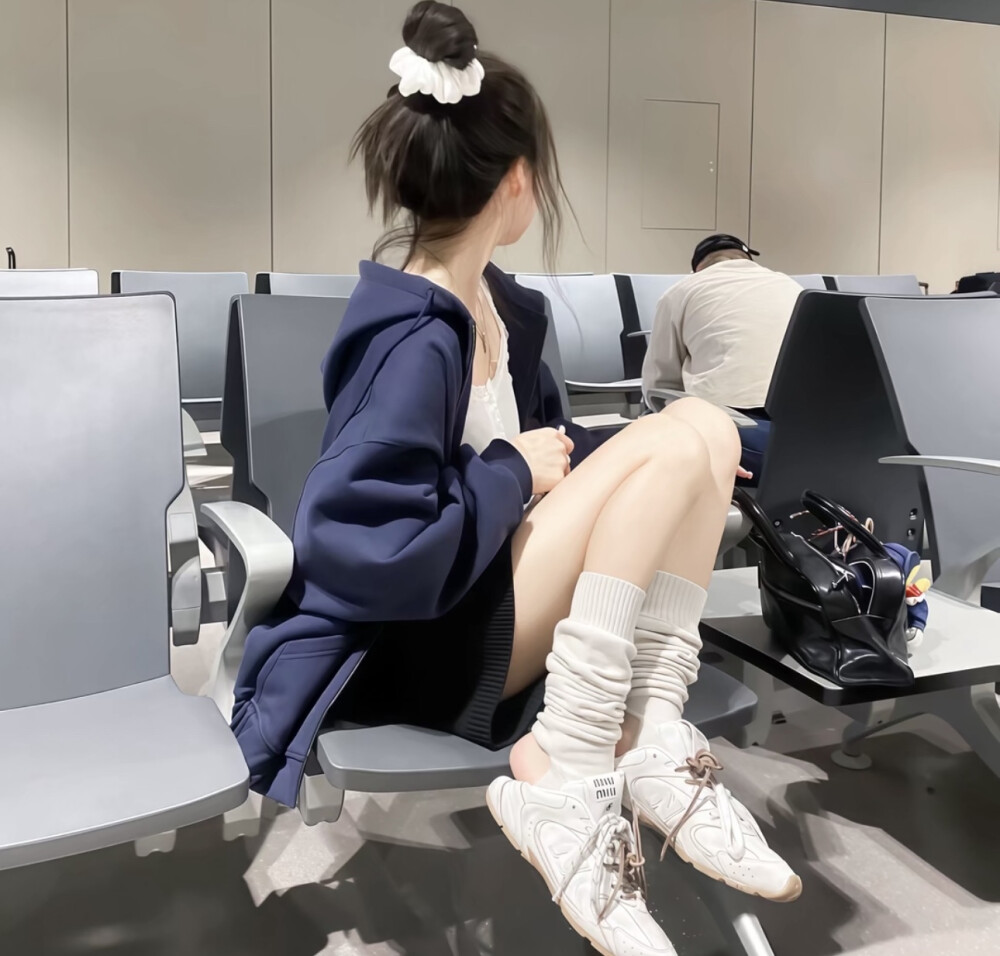 女头