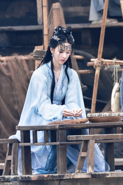 月鳞绮纪 雾妄言