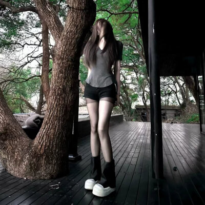 女头