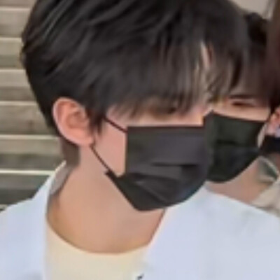 左航