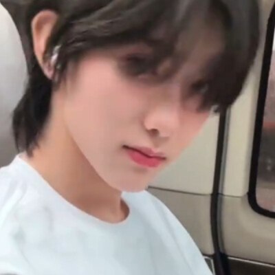 一副被爱情滋润了的样子是啥意思