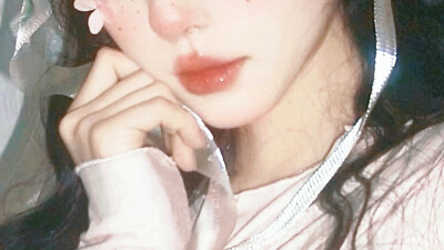 女主素材.橙光
禁二传二改
使用请标注:莫小言
礼貌拿图
侵删