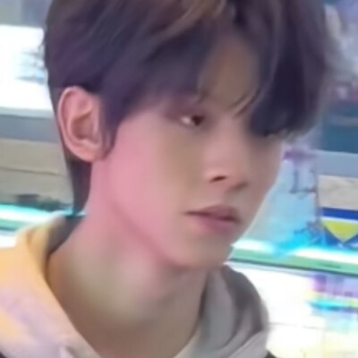 左航