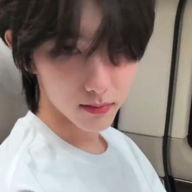 一副被爱情滋润了的样子是啥意思