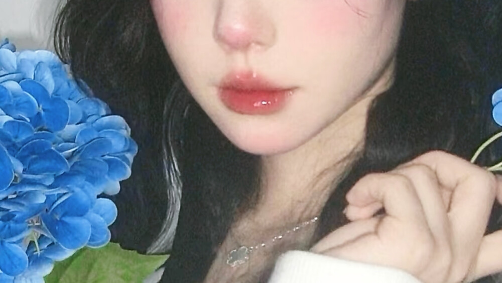 女主素材.橙光
禁二传二改
使用请标注:莫小言
礼貌拿图
侵删