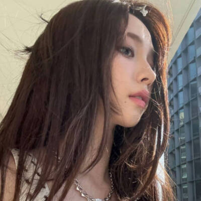 看看你后面呢