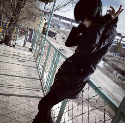 权威 男头