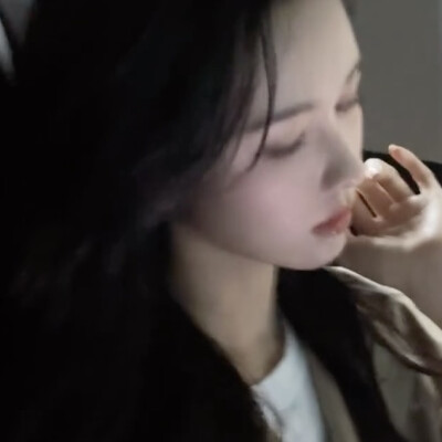 绝美侧脸