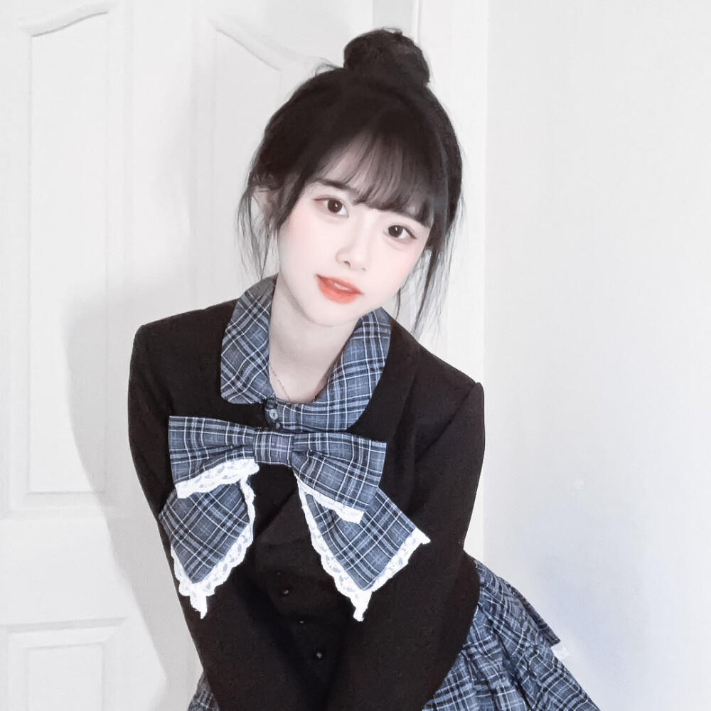 “下个瞬间也请你爱上我”