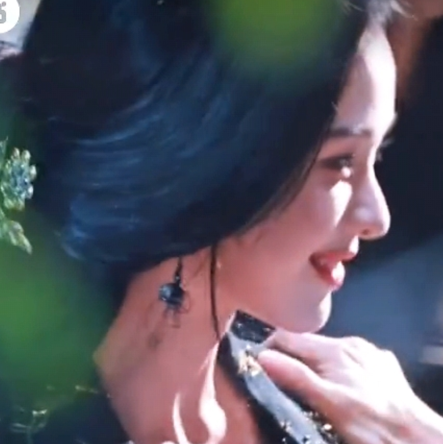 她是一生中最后的崇拜