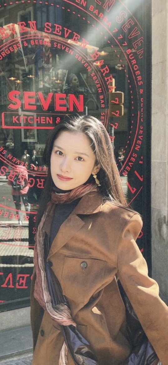 张婧仪