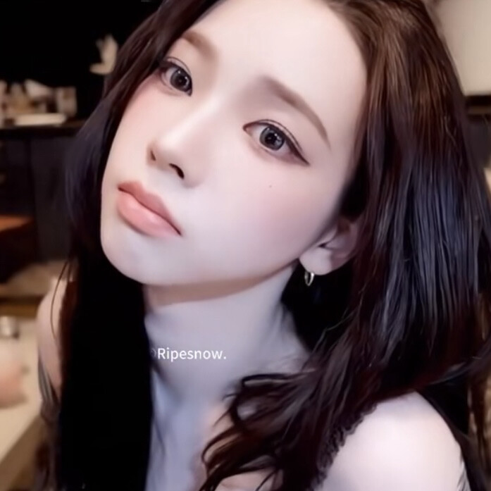 感觉女神身上香香的