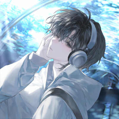 男生头像可爱动漫男头