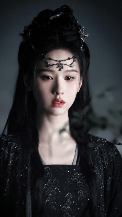 月鳞绮纪 陈都灵