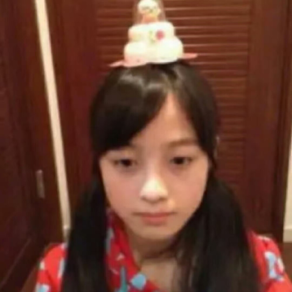 =⩌⩊⩌=