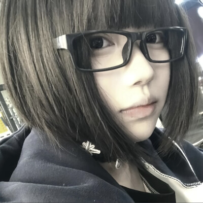 、