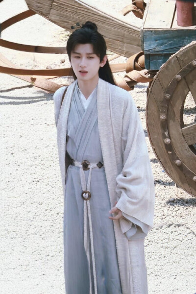 李莲花
