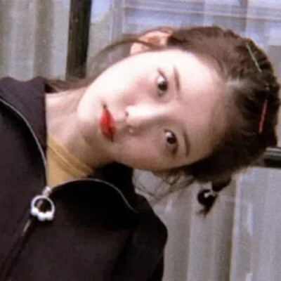 IU招桃花