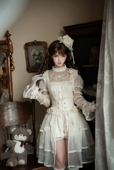 双生小熊家新品真是美翻了，优雅又不失甜美，穿上就是小仙女！