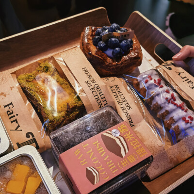 . ⁺ ⊹lovely .˚˖。 日常