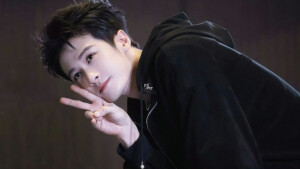 阳光开朗大男孩儿