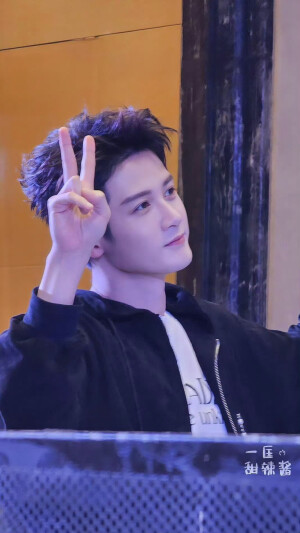 阳光开朗大男孩儿