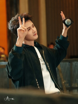 阳光开朗大男孩儿