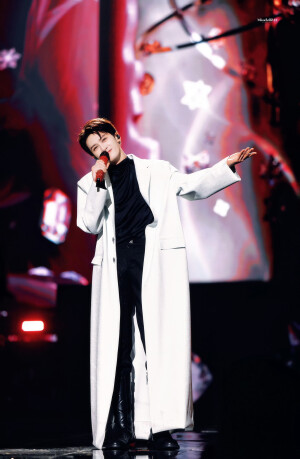 阳光开朗大男孩儿