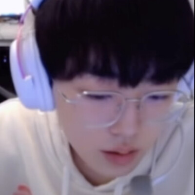 张钊我们水仙