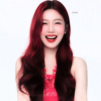 “Red Velvet, Red Ocean!”