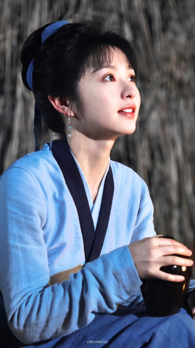 田曦薇