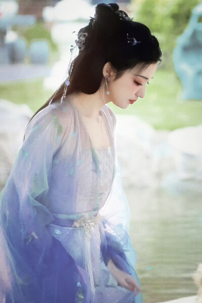 成何体统 庾晚音