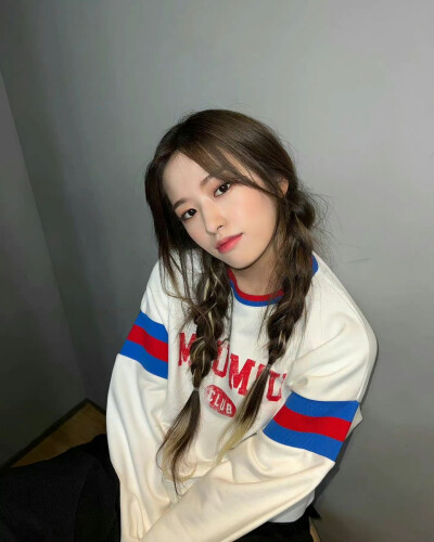 BY爱喝可乐的古娜小姐 韩国 安宥真