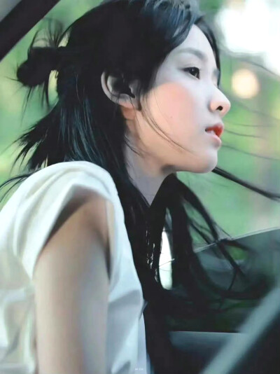 陈都灵