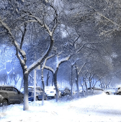 Святой Николас. | 圣尼古拉斯的雪天