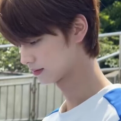 申惟